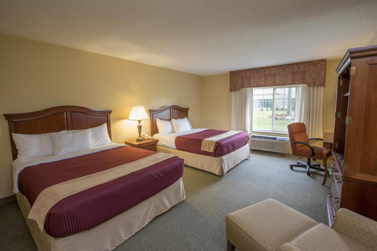 Swan Lake Resort Плимут Номер фото